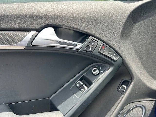 Used 2015 Audi RS 5 Coupe w/ Technology Package AWD/4WD image 22