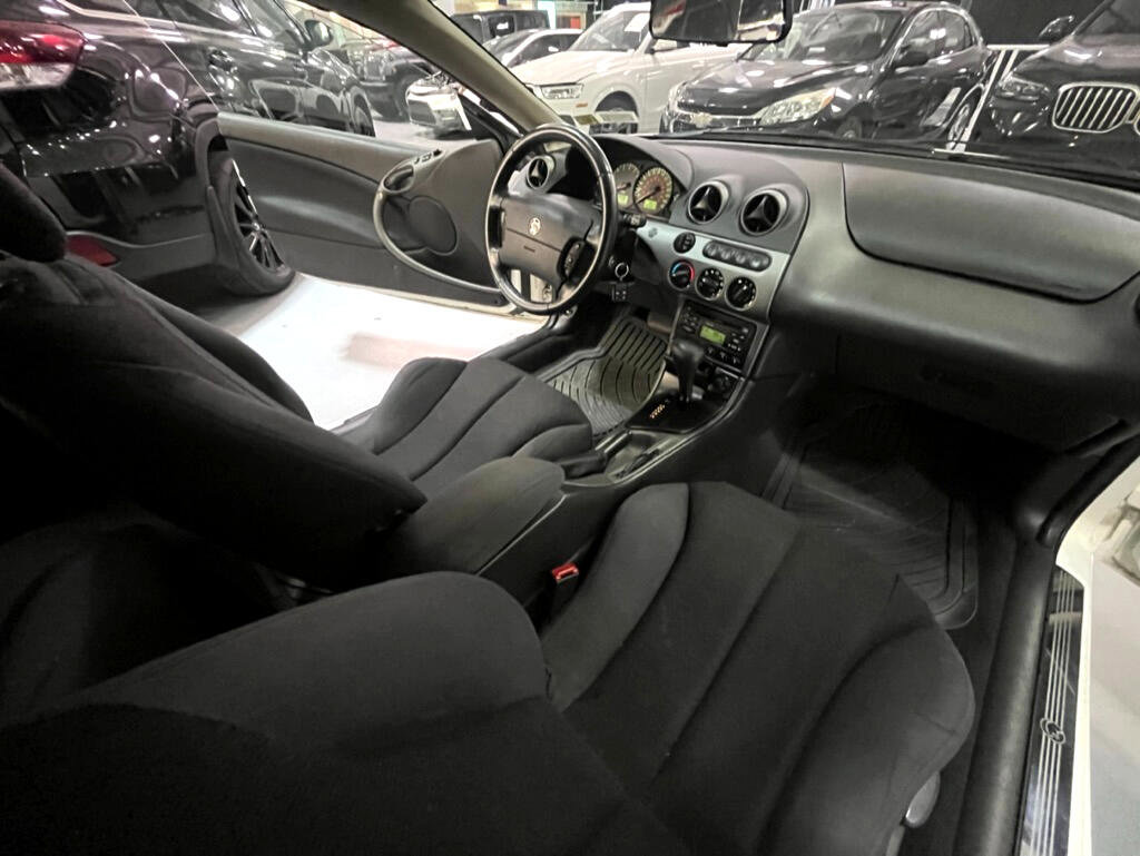 Used 1999 Mercury Cougar V6 image 12