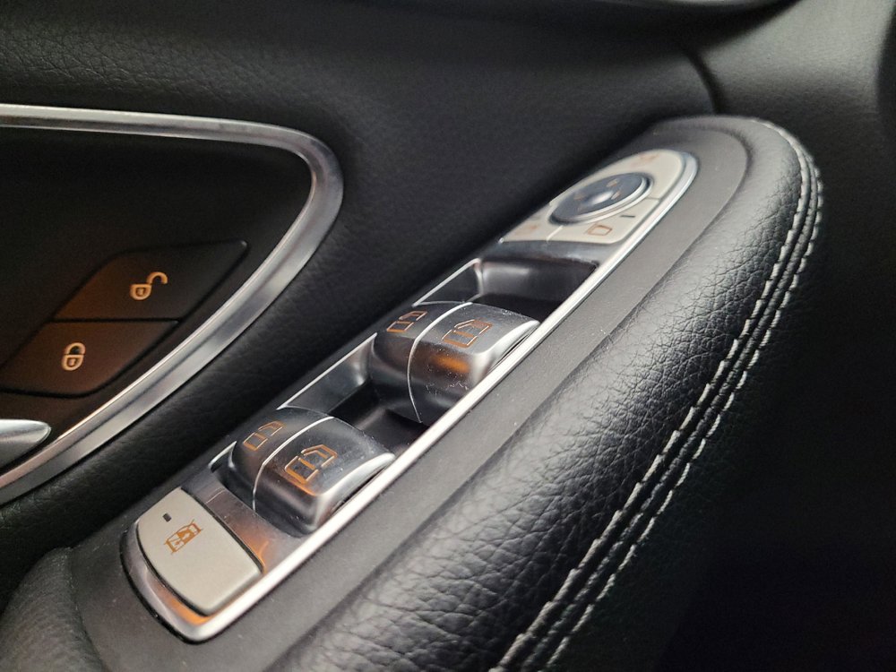 Used 2016 Mercedes-Benz C 300 Sedan image 27