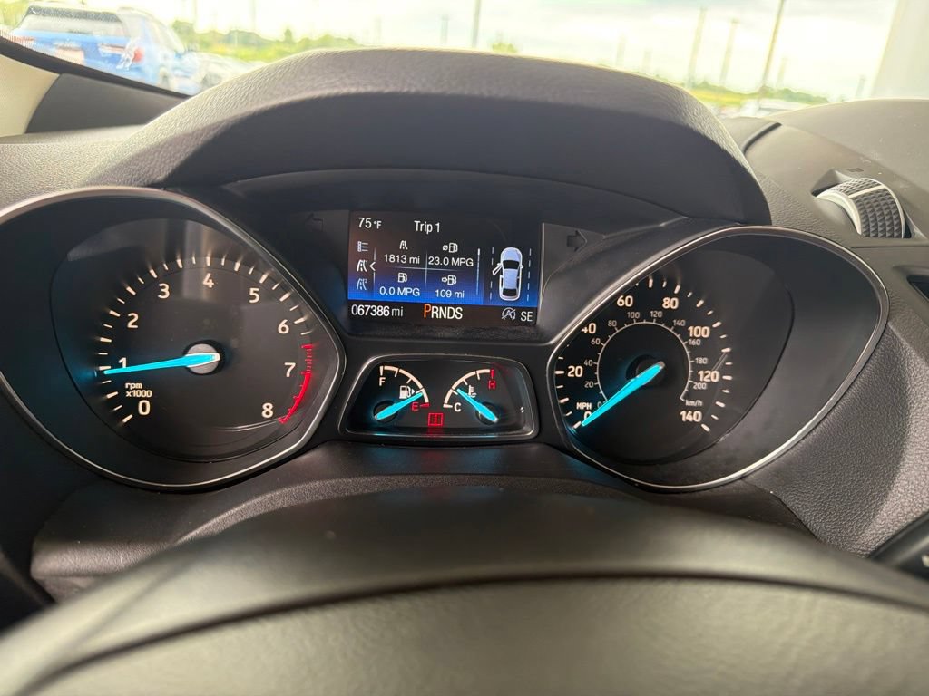 Used 2019 Ford Escape Titanium AWD/4WD image 8