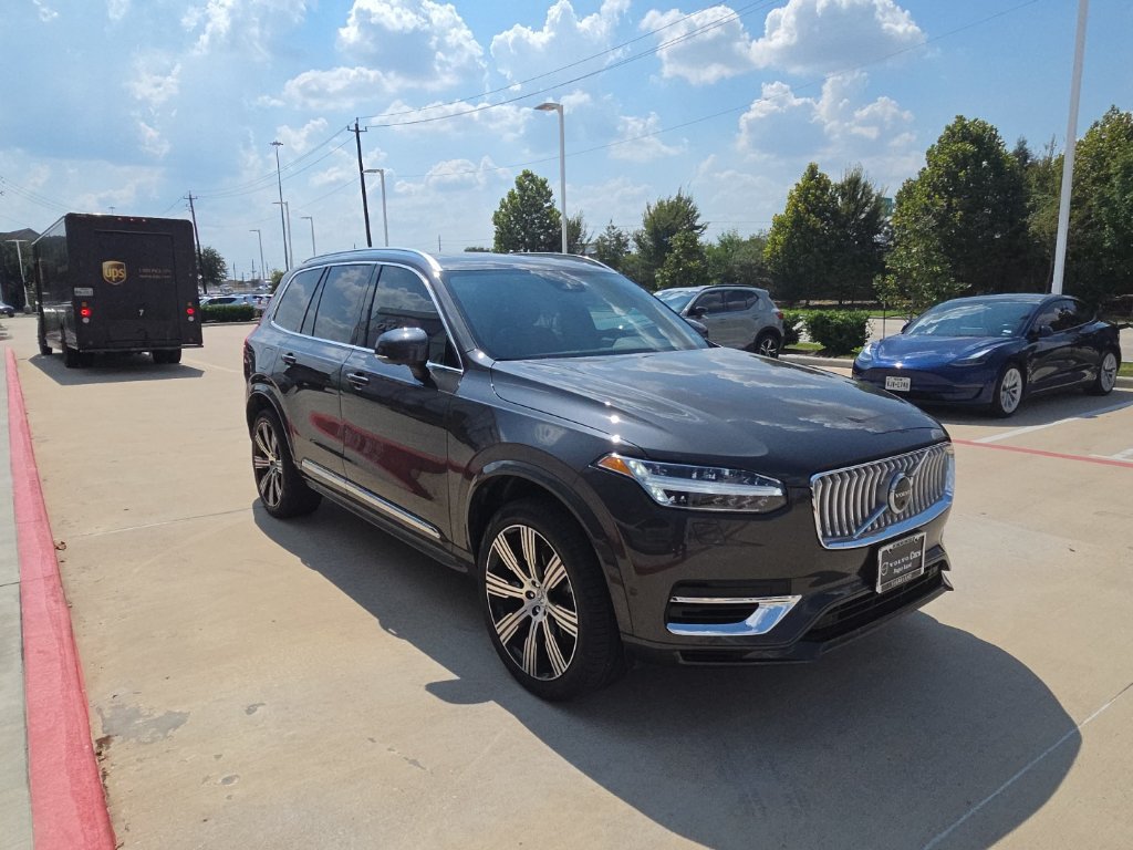 Used 2025 Volvo XC90 T8 Plus