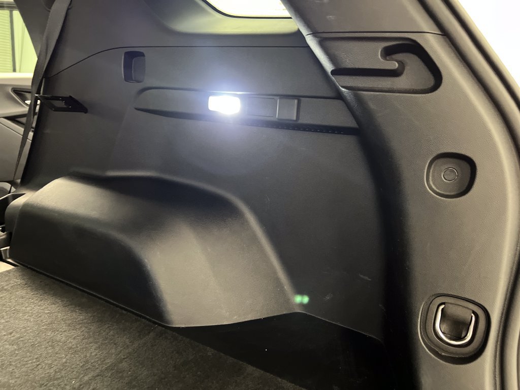 Used 2025 Chevrolet Equinox LT FWD image 38