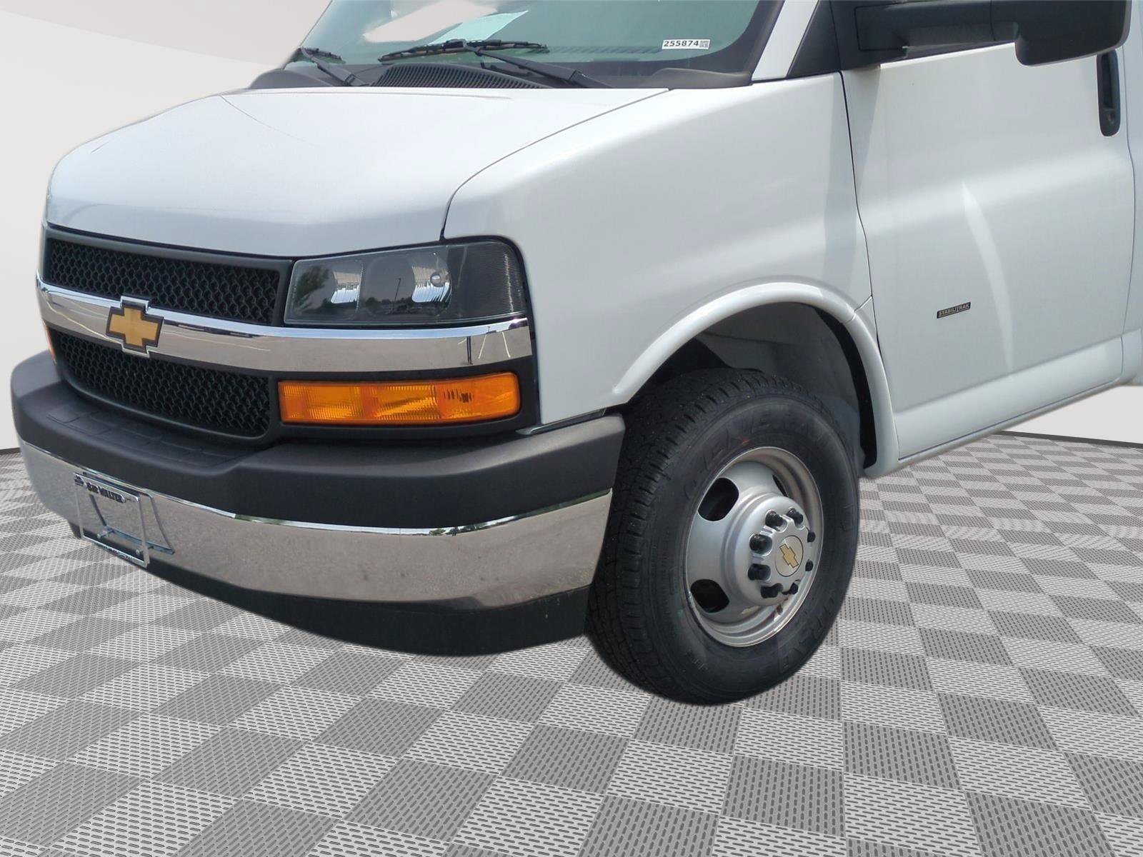 New 2025 Chevrolet Express 3500 w/ Power Convenience Package RWD image 10