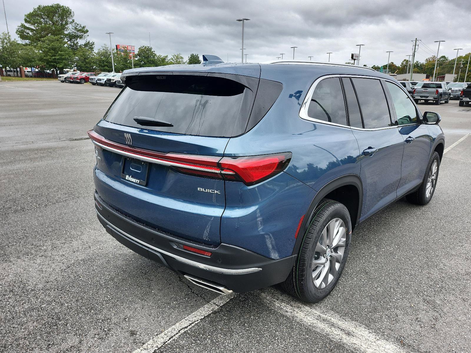 New 2026 Buick Enclave Preferred w/ Power Package image 3
