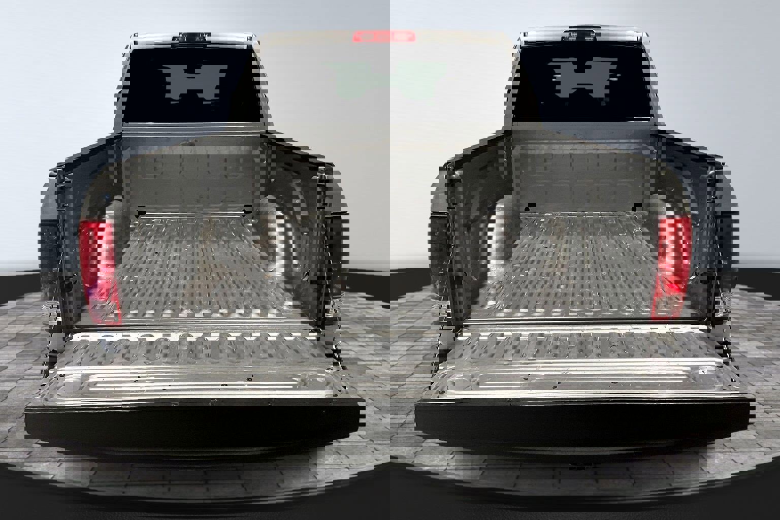 Used 2022 RAM 1500 Tradesman w/ Chrome Plus Package image 7