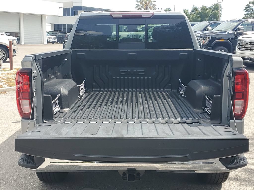 Certified 2024 GMC Sierra 1500 SLE w/ Preferred Package RWD image 9