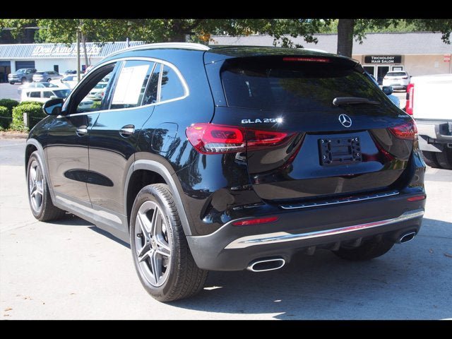 Used 2021 Mercedes-Benz GLA 250 4MATIC image 3