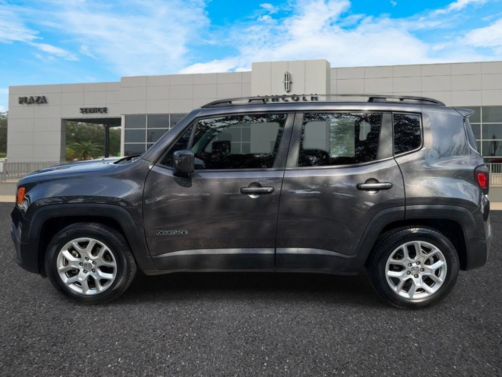 Used 2018 Jeep Renegade Latitude w/ Popular Equipment Group FWD image 6