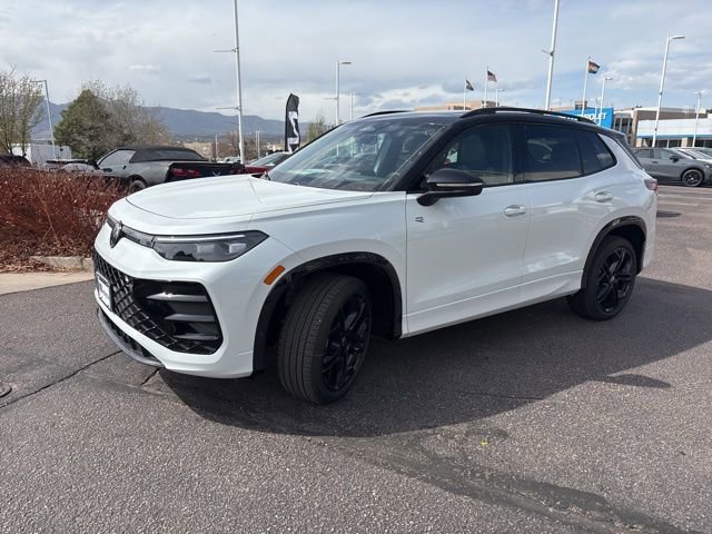 New 2026 Volkswagen Tiguan SE R-Line AWD/4WD image 3