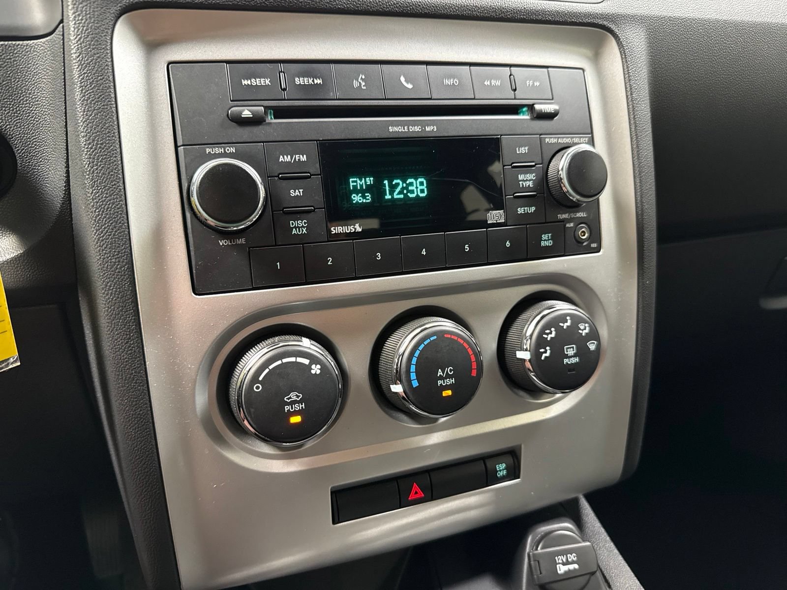 Used 2010 Dodge Challenger SE RWD image 20
