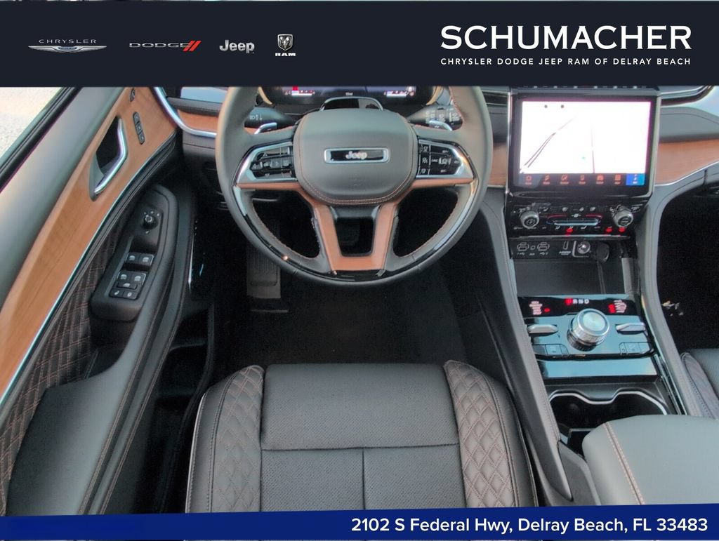 New 2025 Jeep Grand Cherokee Summit AWD/4WD image 7