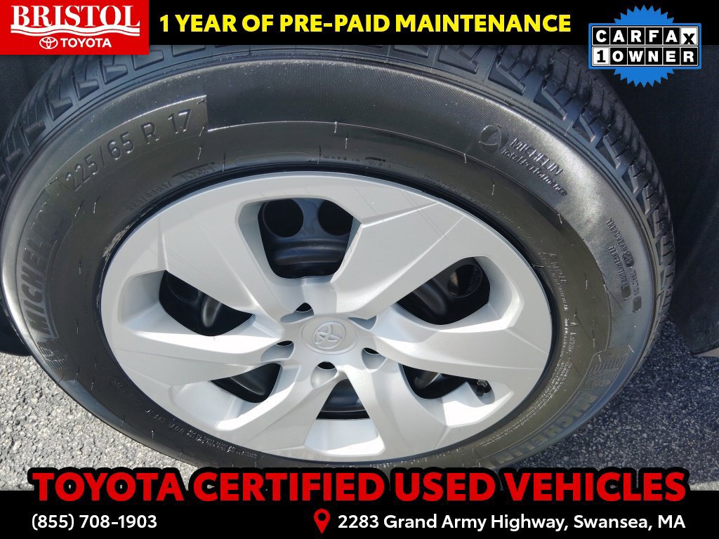 Certified 2025 Toyota RAV4 LE AWD/4WD image 13
