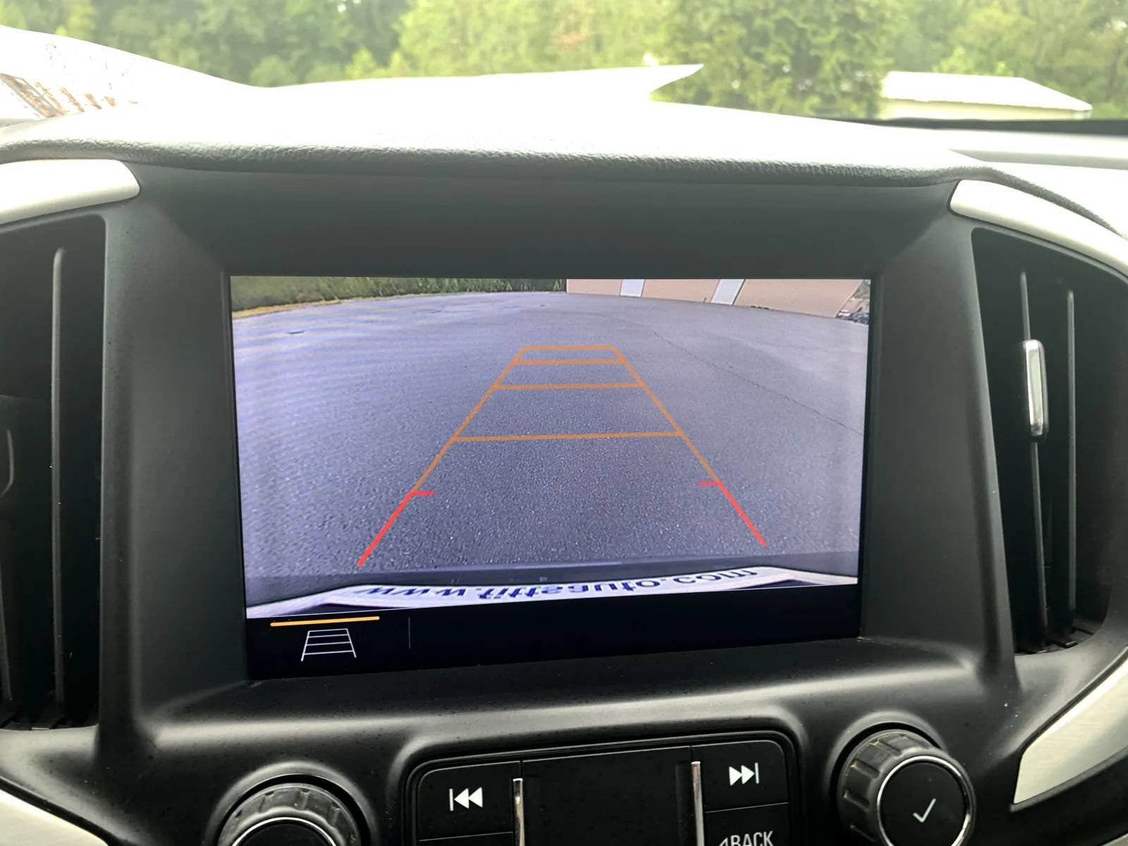 Used 2021 GMC Terrain SLT w/ Infotainment Package II AWD/4WD image 16