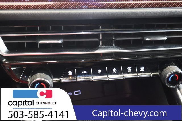Used 2025 Chevrolet Traverse Z71 AWD/4WD image 21