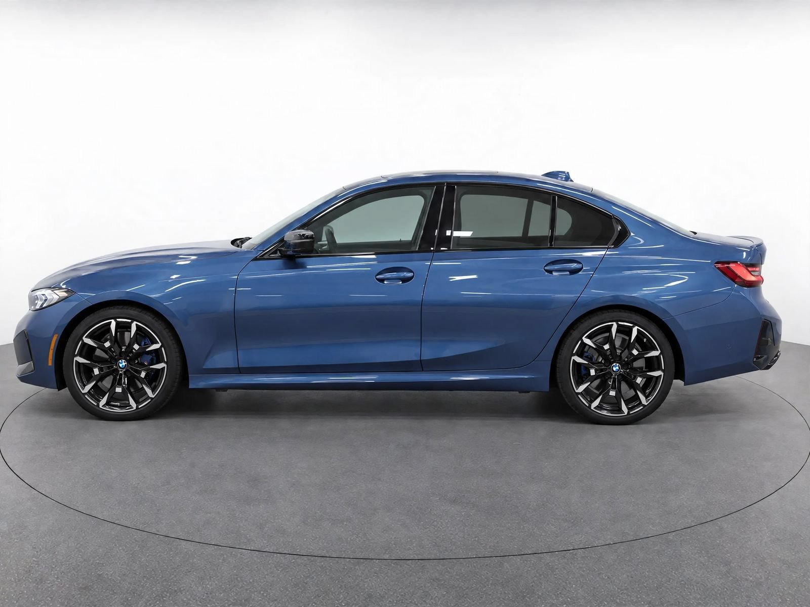 Certified 2025 BMW M340i Sedan RWD image 3