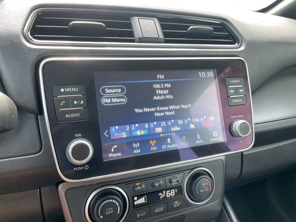 Used 2025 Nissan Leaf S image 26