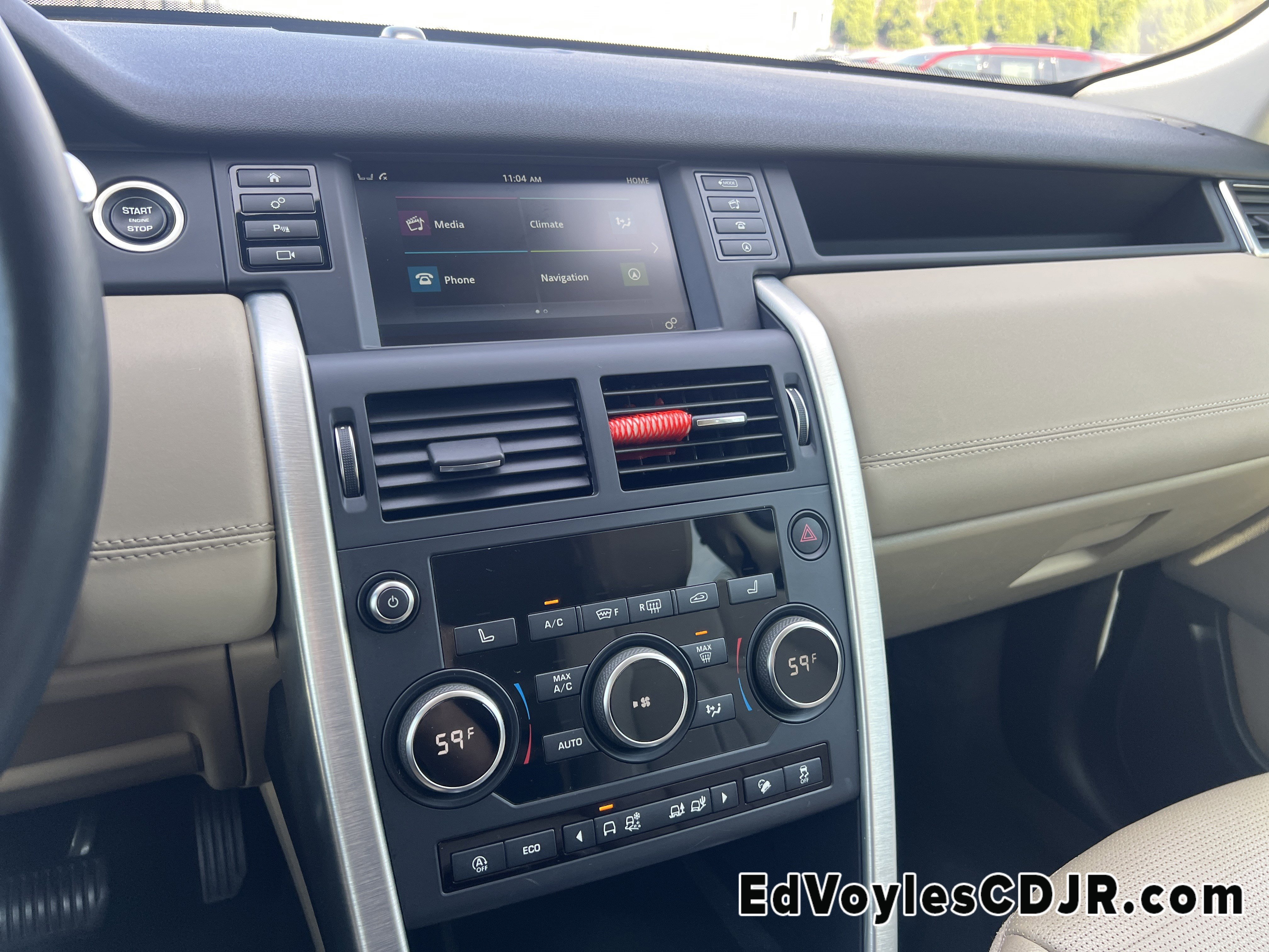 Used 2018 Land Rover Discovery Sport HSE image 35