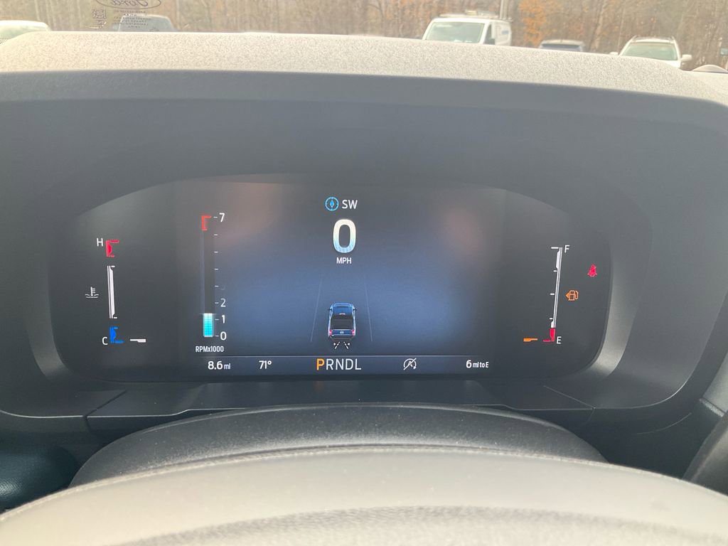 New 2025 Ford Maverick XL w/ Equipment Group 102A image 23