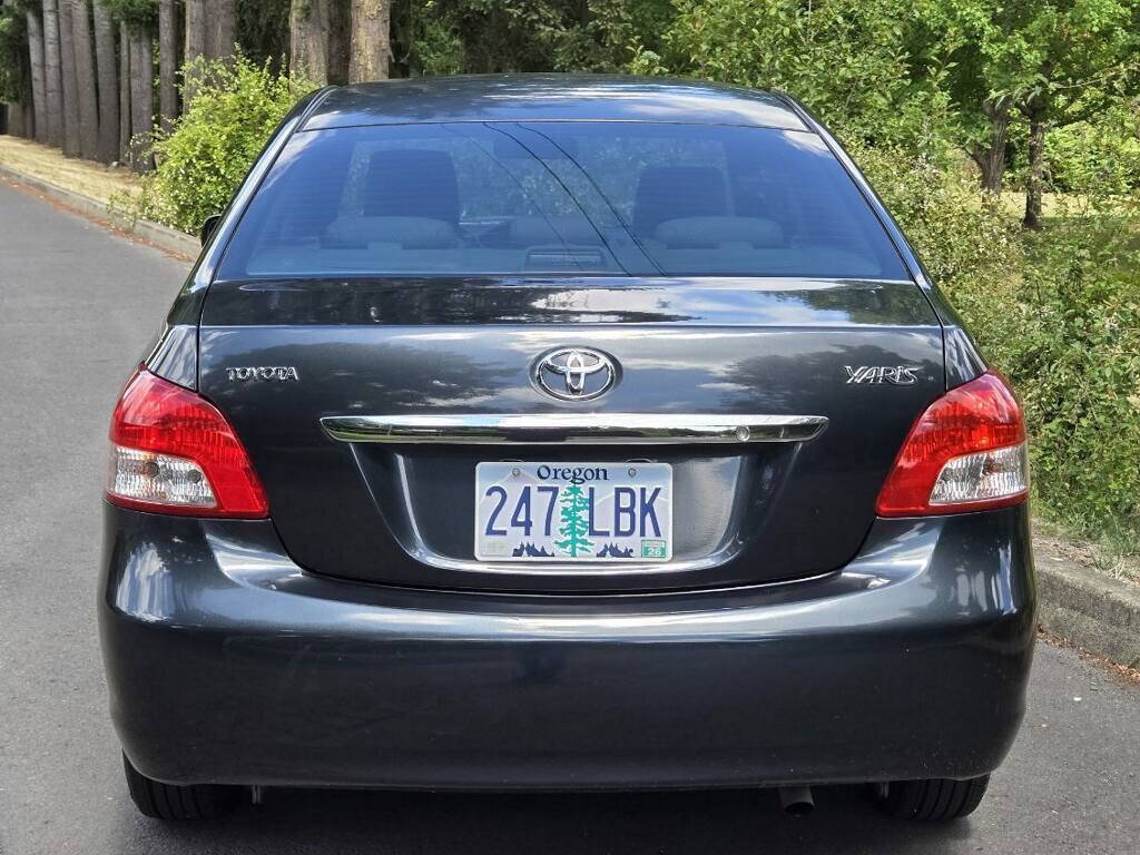 Used 2007 Toyota Yaris Sedan w/ Convenience Pkg FWD image 9