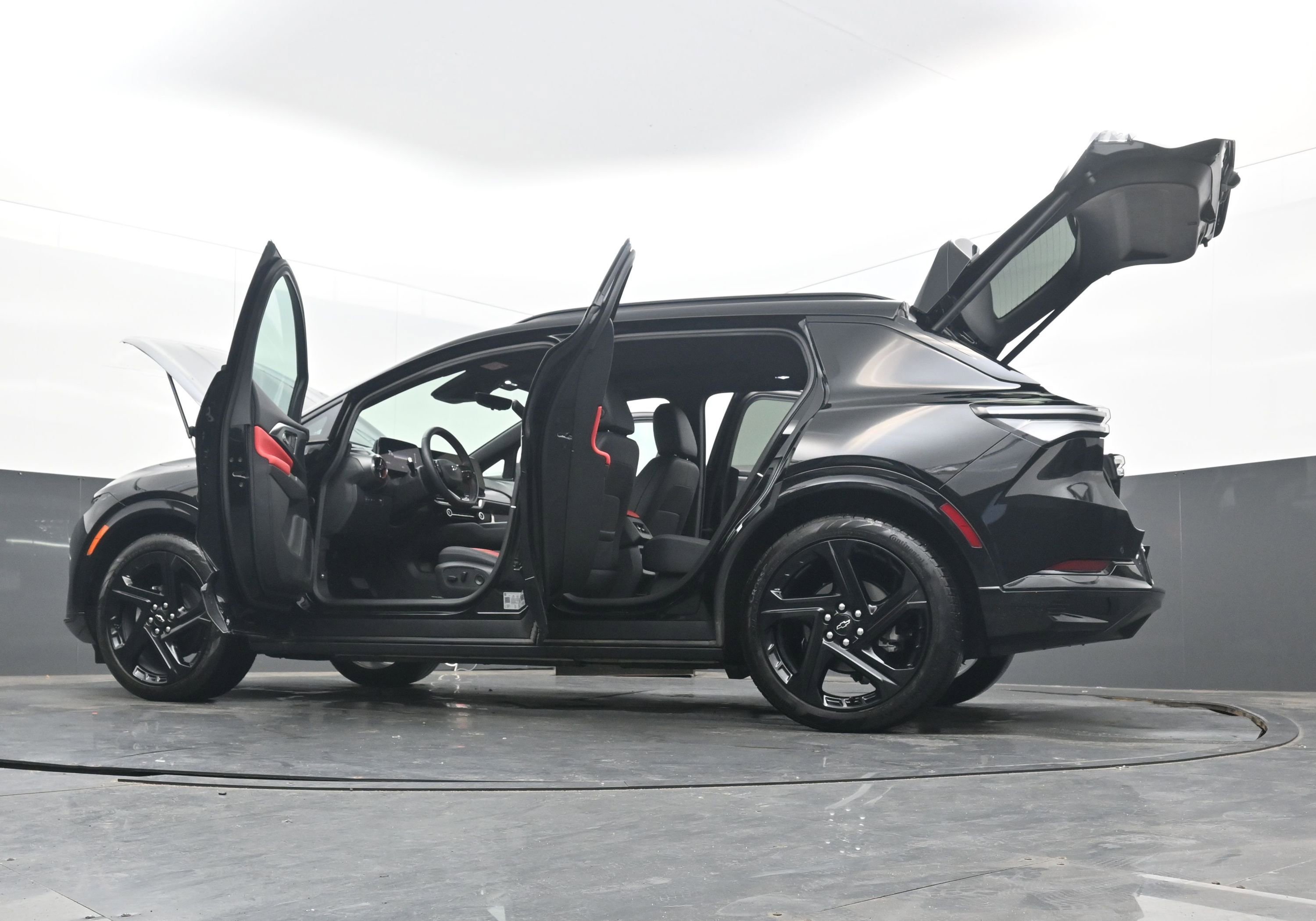 New 2025 Chevrolet Equinox EV RS w/ Convenience Package II image 40