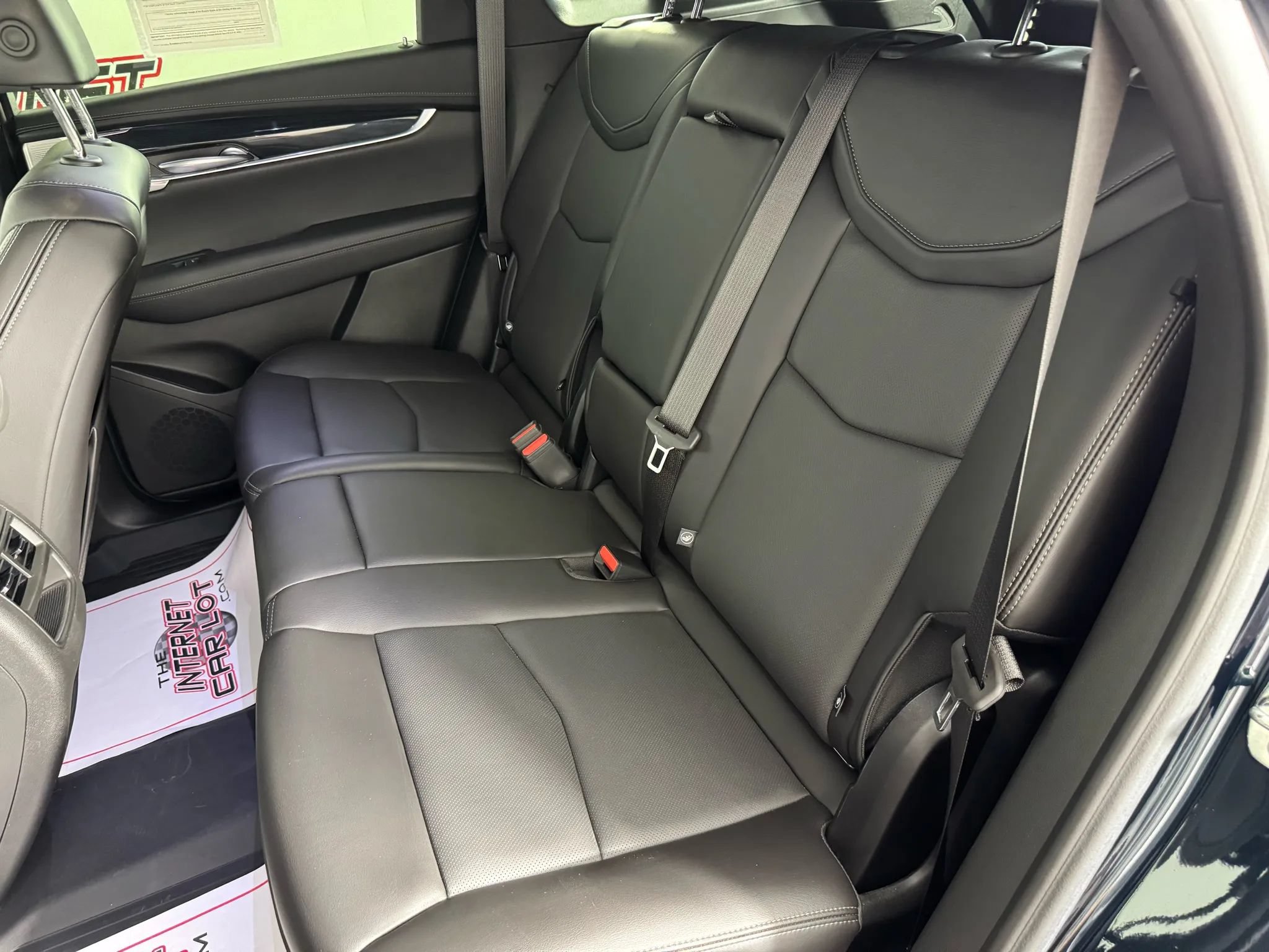 Used 2024 Cadillac XT5 Premium Luxury w/ LPO, Floor Liner Package AWD/4WD image 39