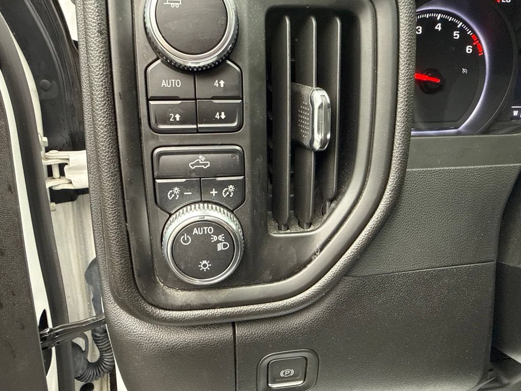 Used 2023 GMC Sierra 1500 Pro w/ Graphite Edition AWD/4WD image 27