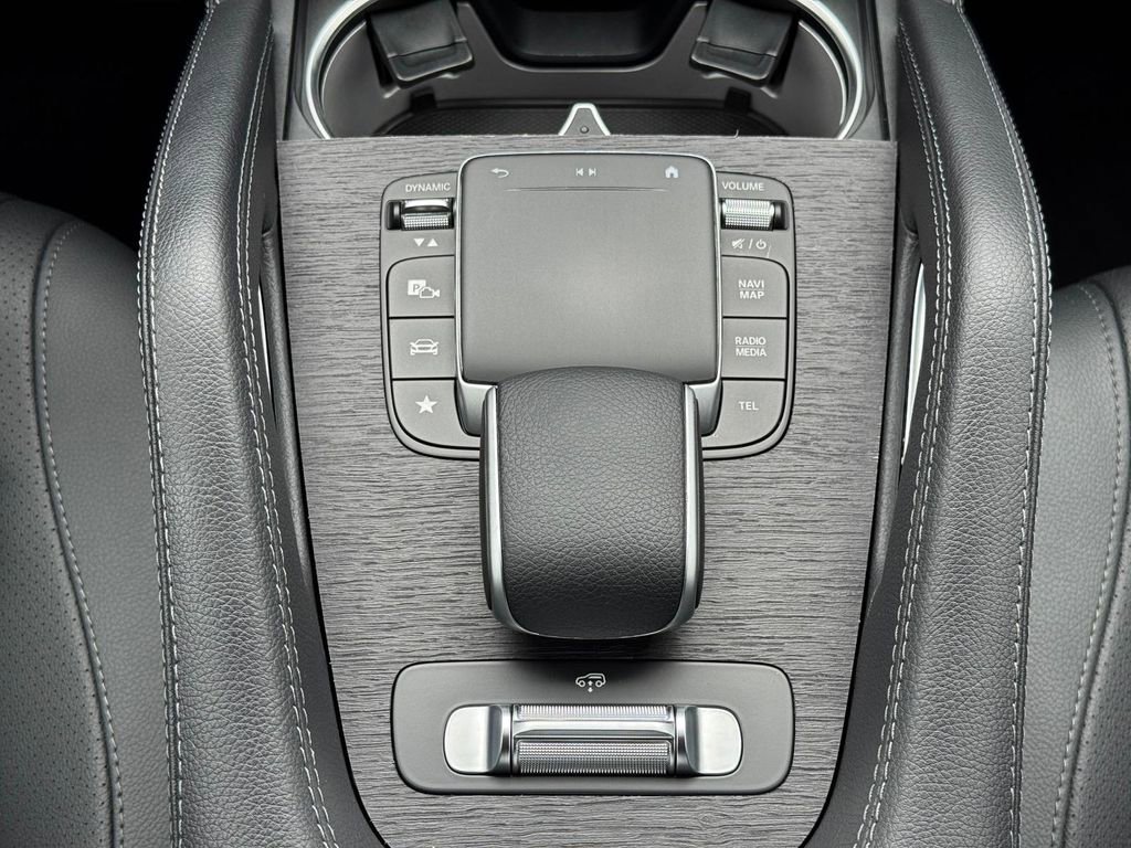 Used 2022 Mercedes-Benz GLS 450 4MATIC image 18