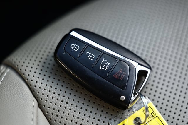 Used 2018 Hyundai Santa Fe SE w/ SE Premium Package 02 FWD image 41