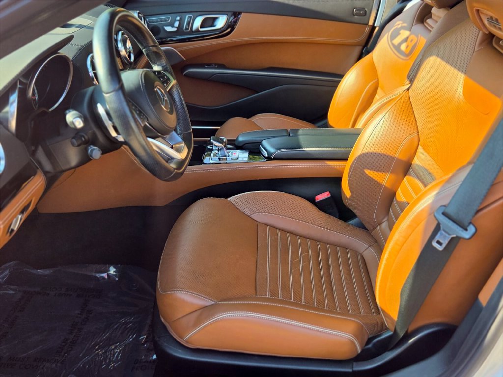 Used 2018 Mercedes-Benz SL 550 image 11