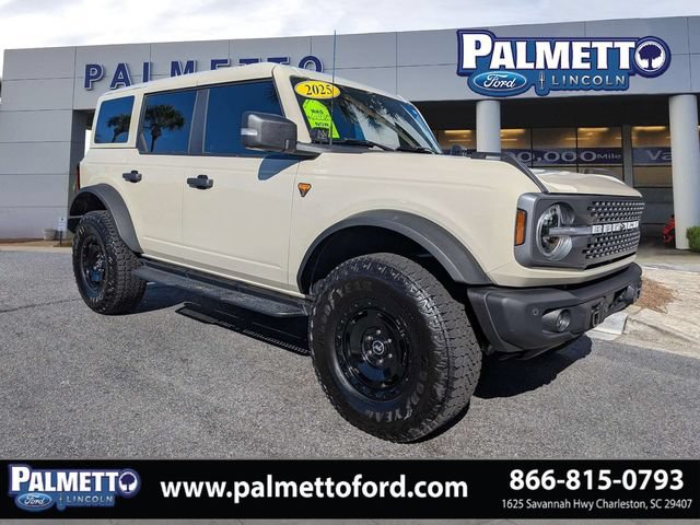 Used 2025 Ford Bronco Badlands AWD/4WD image 1