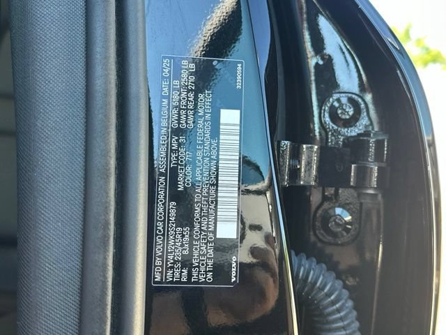 Certified 2025 Volvo V60 B5 Cross Country Plus AWD/4WD image 31