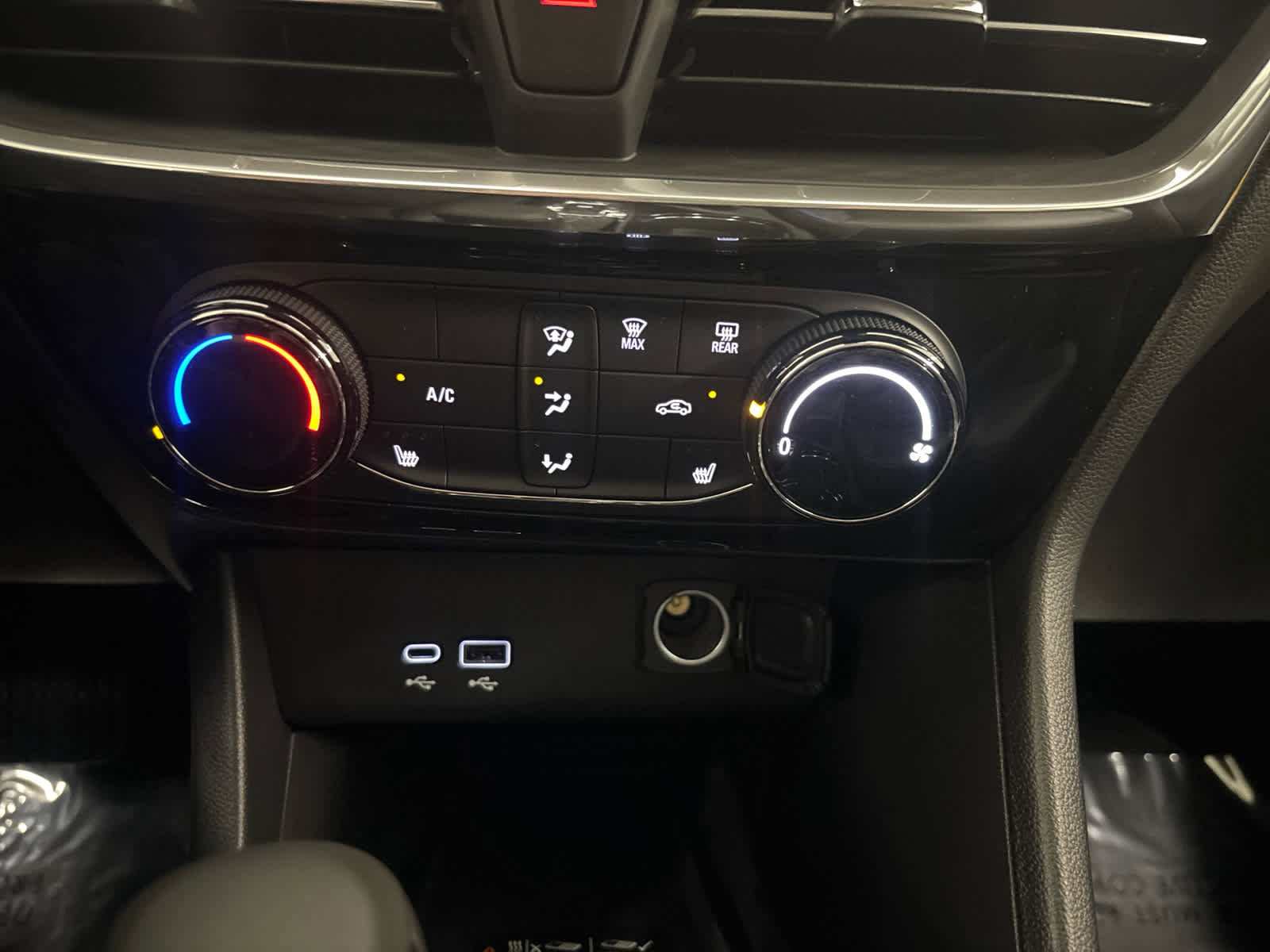 New 2026 Buick Encore GX Sport Touring w/ Advanced Technology Package image 26
