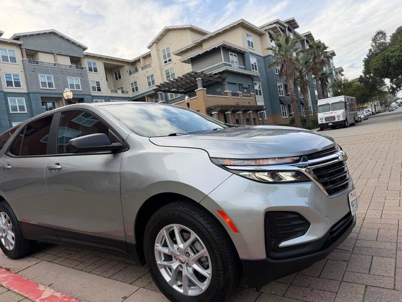 Used 2023 Chevrolet Equinox LS AWD/4WD image 24