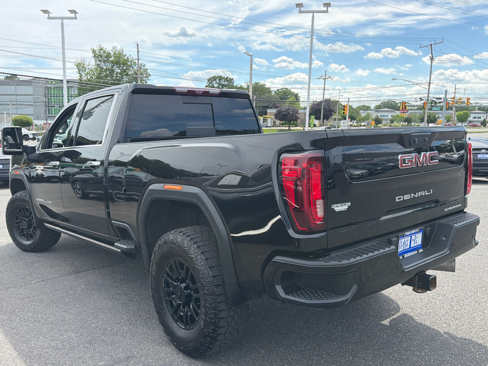 Certified 2023 GMC Sierra 3500 Denali w/ Denali Black Diamond Edition AWD/4WD image 33