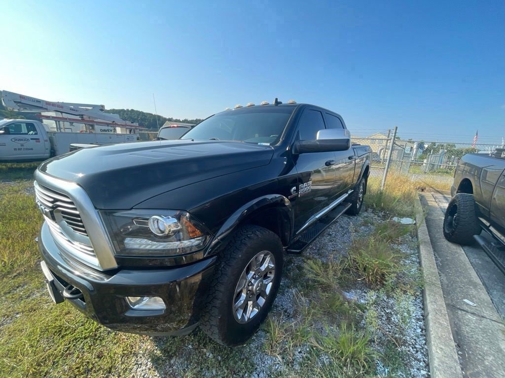 Used 2018 RAM 2500 Limited AWD/4WD image 1