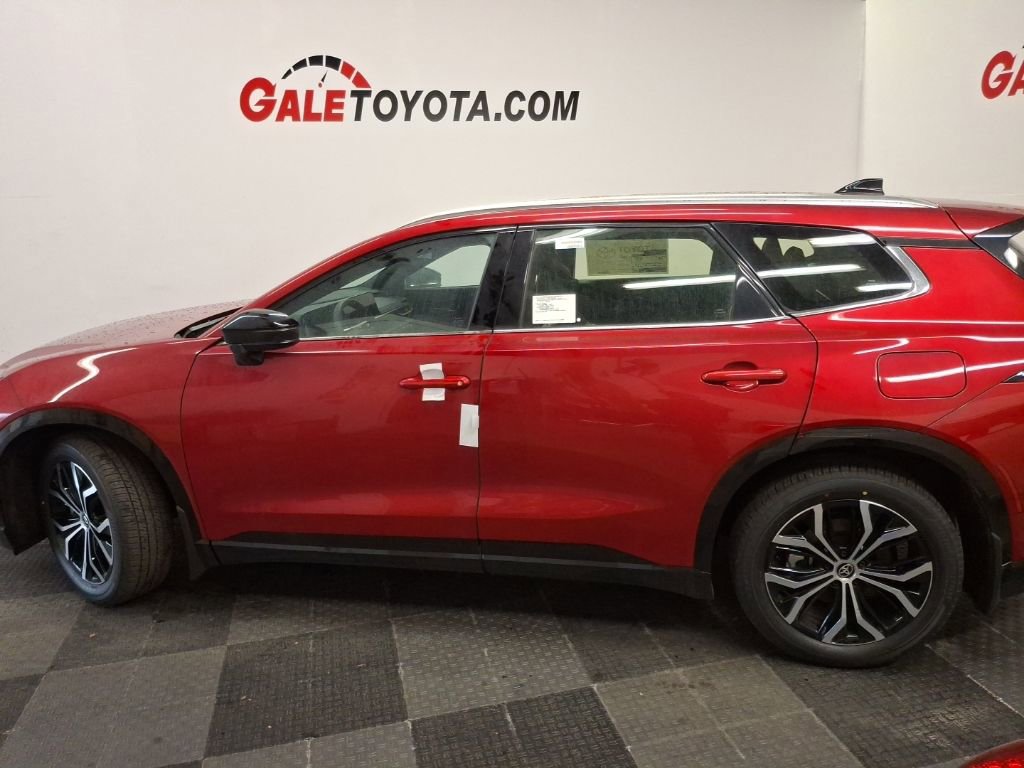 New 2026 Toyota Crown Signia image 2