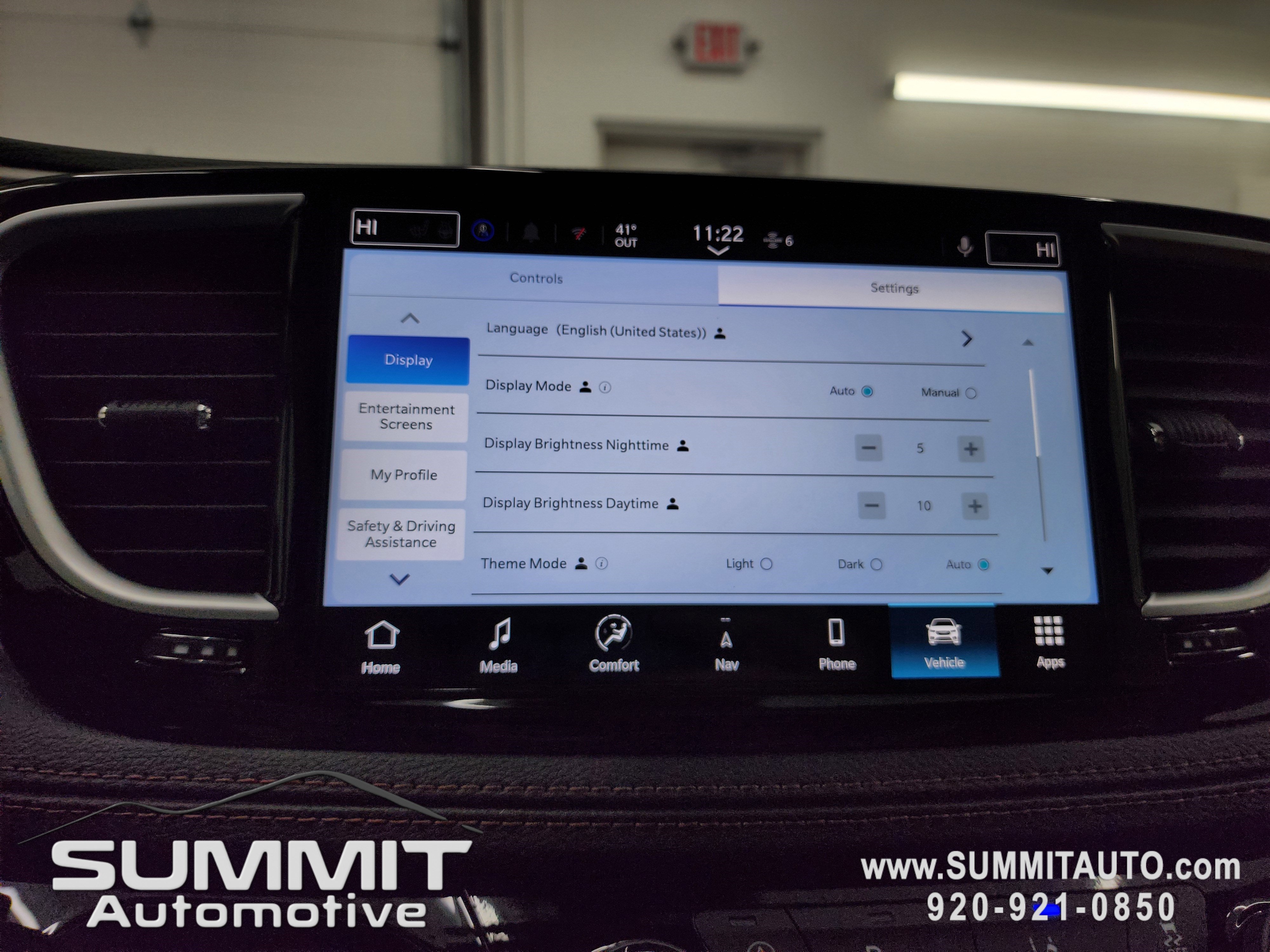 New 2026 Chrysler Pacifica Pinnacle w/ Trailer Tow Group image 56