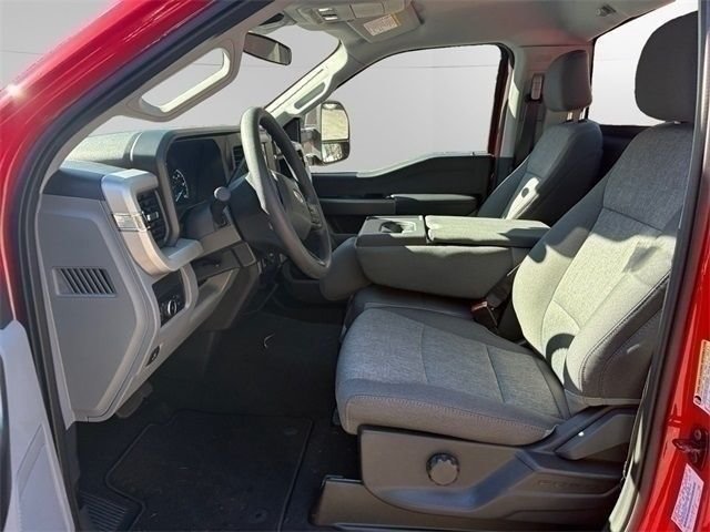 New 2026 Ford F250 XL w/ STX Appearance Package AWD/4WD image 9