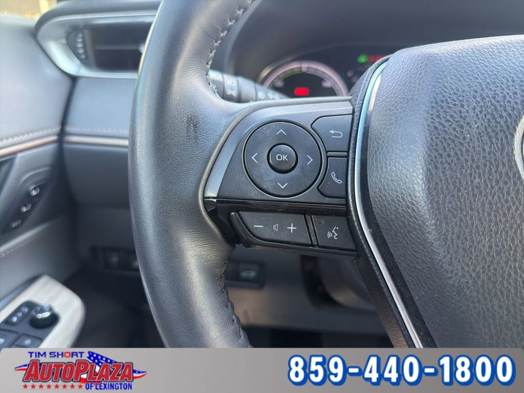 Used 2024 Toyota Venza XLE AWD/4WD image 27