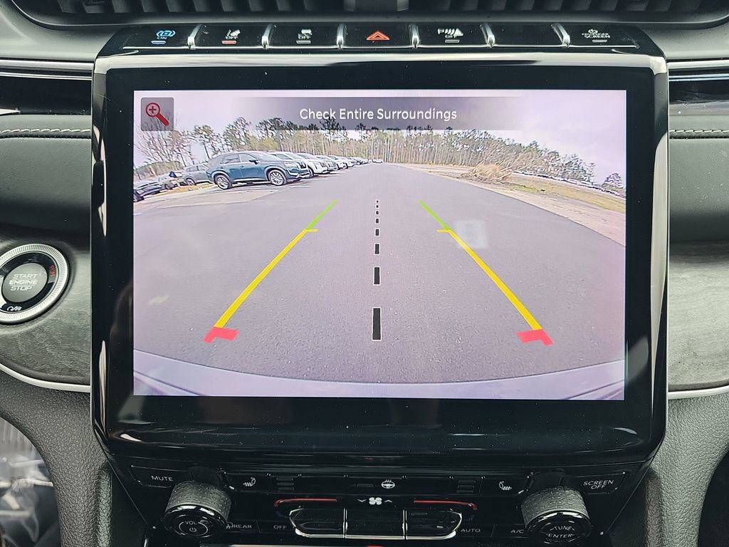 Used 2022 Jeep Grand Cherokee Limited 4xe w/ MOPAR Finishing Package image 27