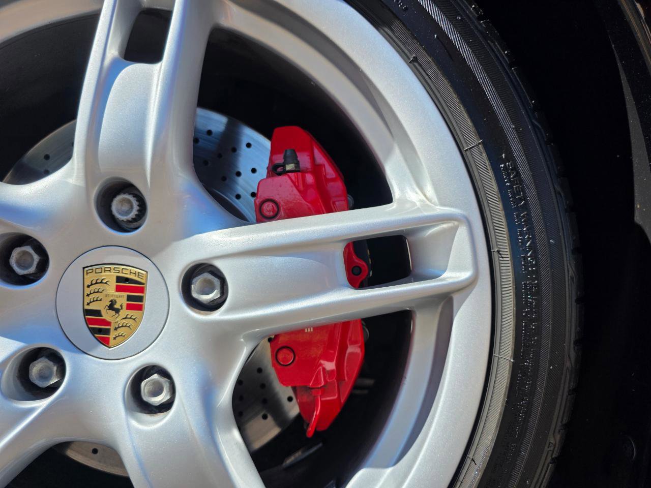 Used 2005 Porsche Boxster S image 38