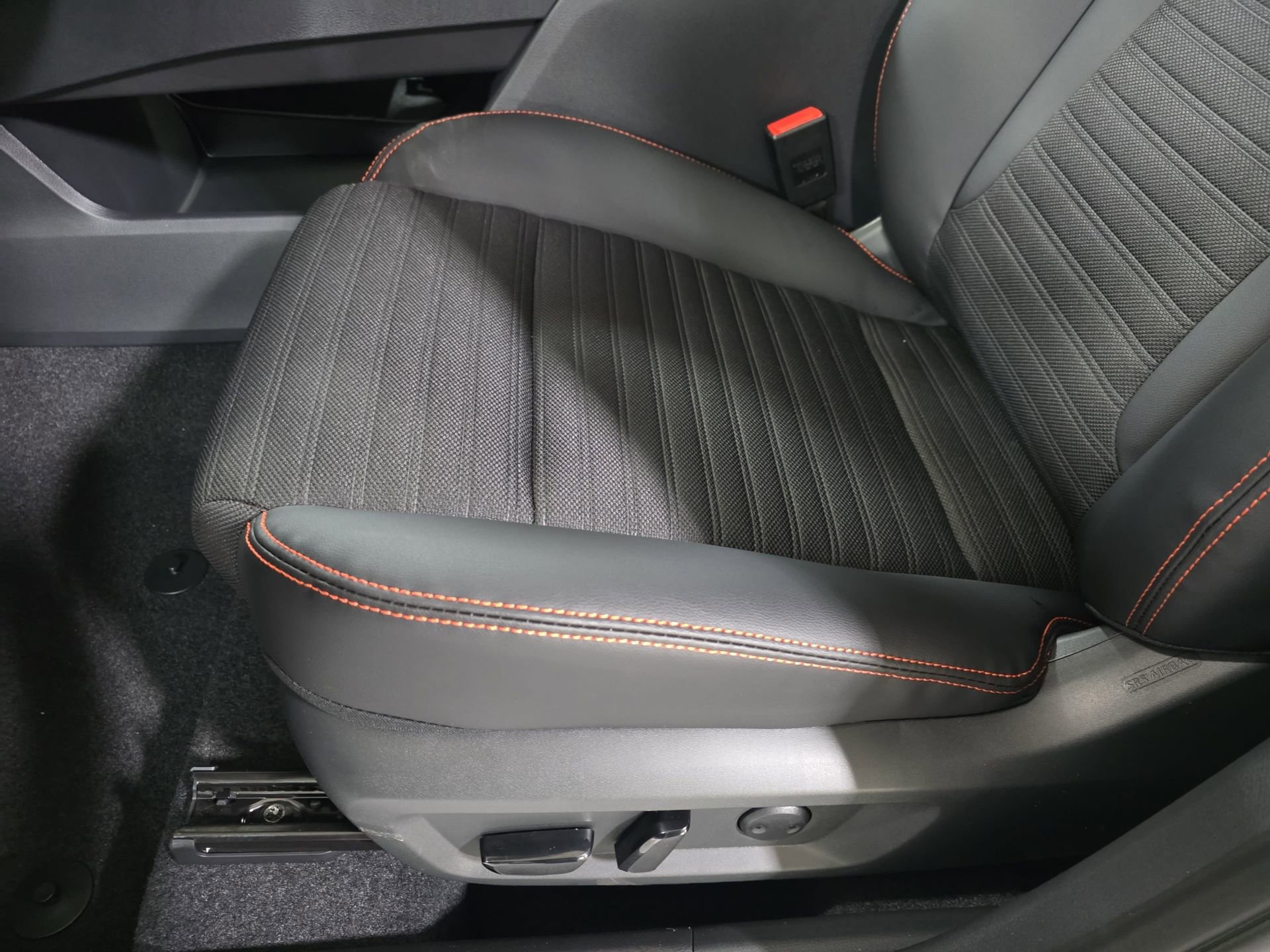 New 2026 Nissan Rogue SV w/ Rock Creek Premium Package image 28