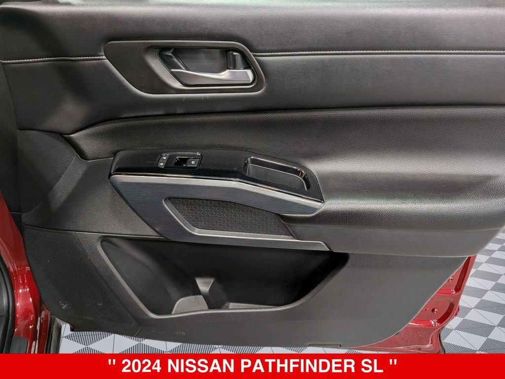 Certified 2024 Nissan Pathfinder SL AWD/4WD image 35