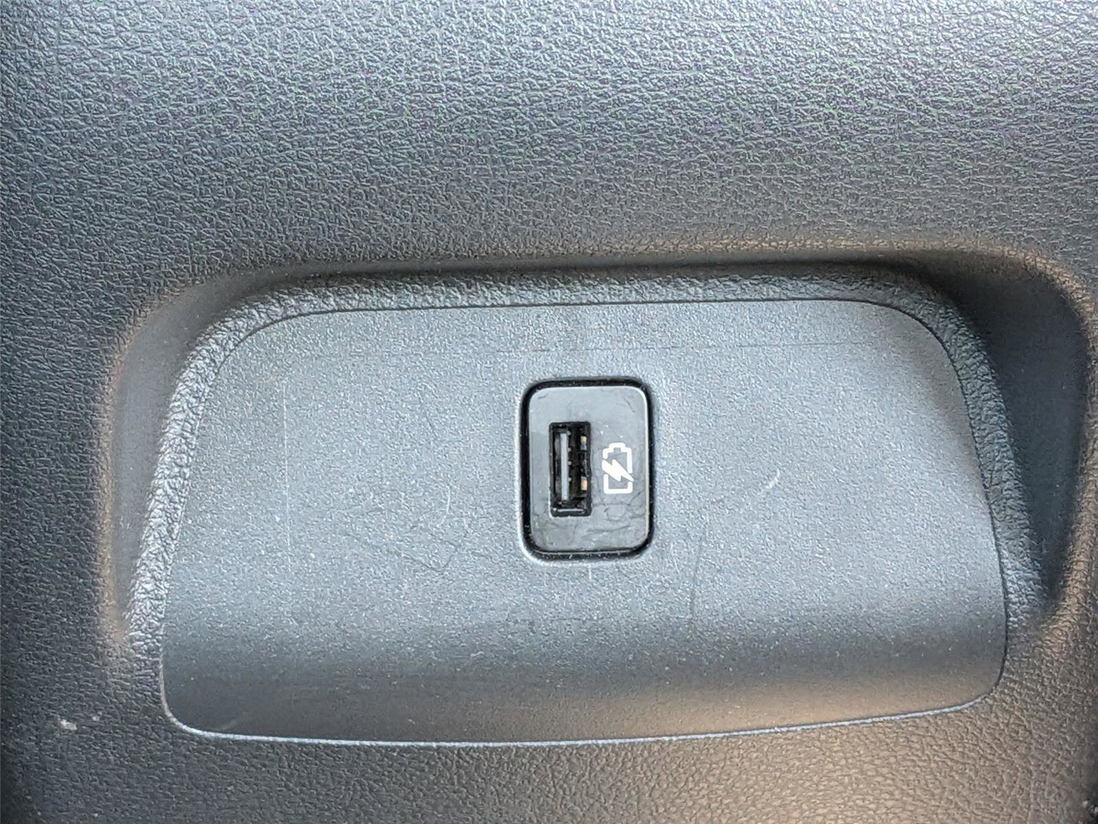 Certified 2025 Nissan Sentra SV w/ All-Weather Package FWD image 29