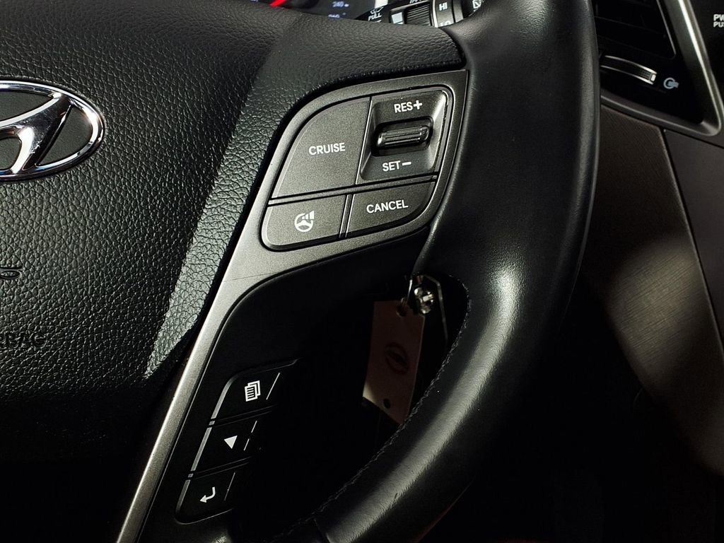Used 2014 Hyundai Santa Fe Sport w/ Popular Equipment Package 02 FWD image 21