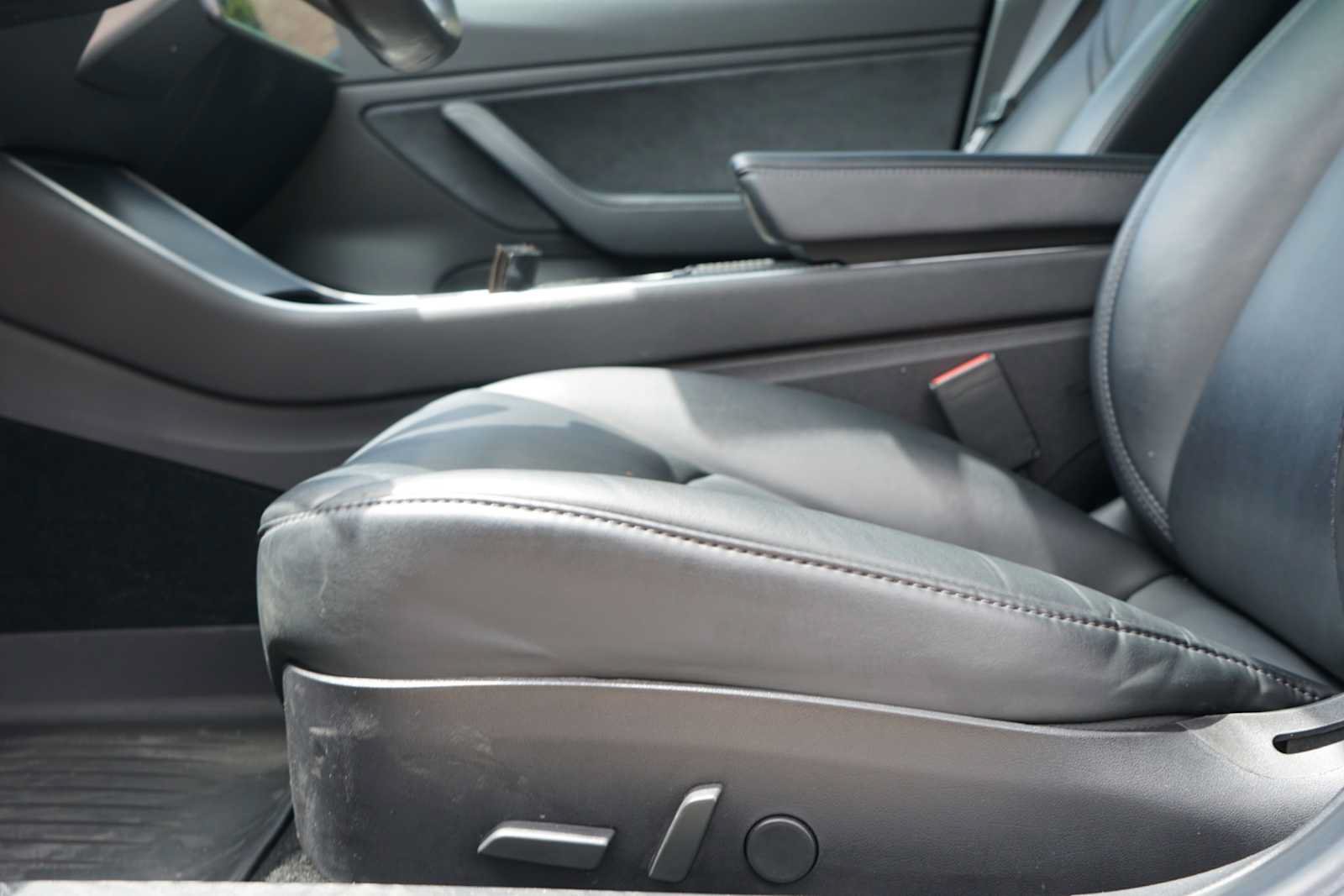 Used 2019 Tesla Model 3 Long Range RWD image 25
