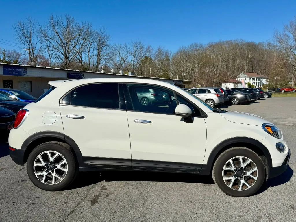 Used 2016 FIAT 500X Trekking image 9