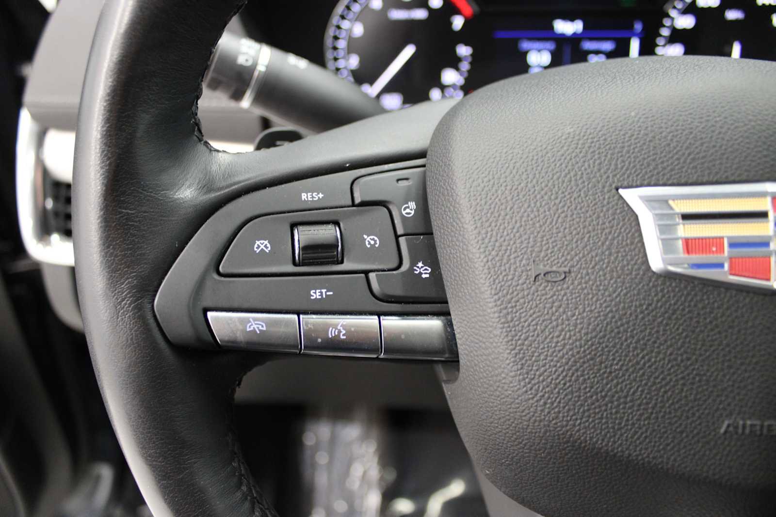 Used 2020 Cadillac XT4 Premium Luxury w/ Cold Weather Package image 21