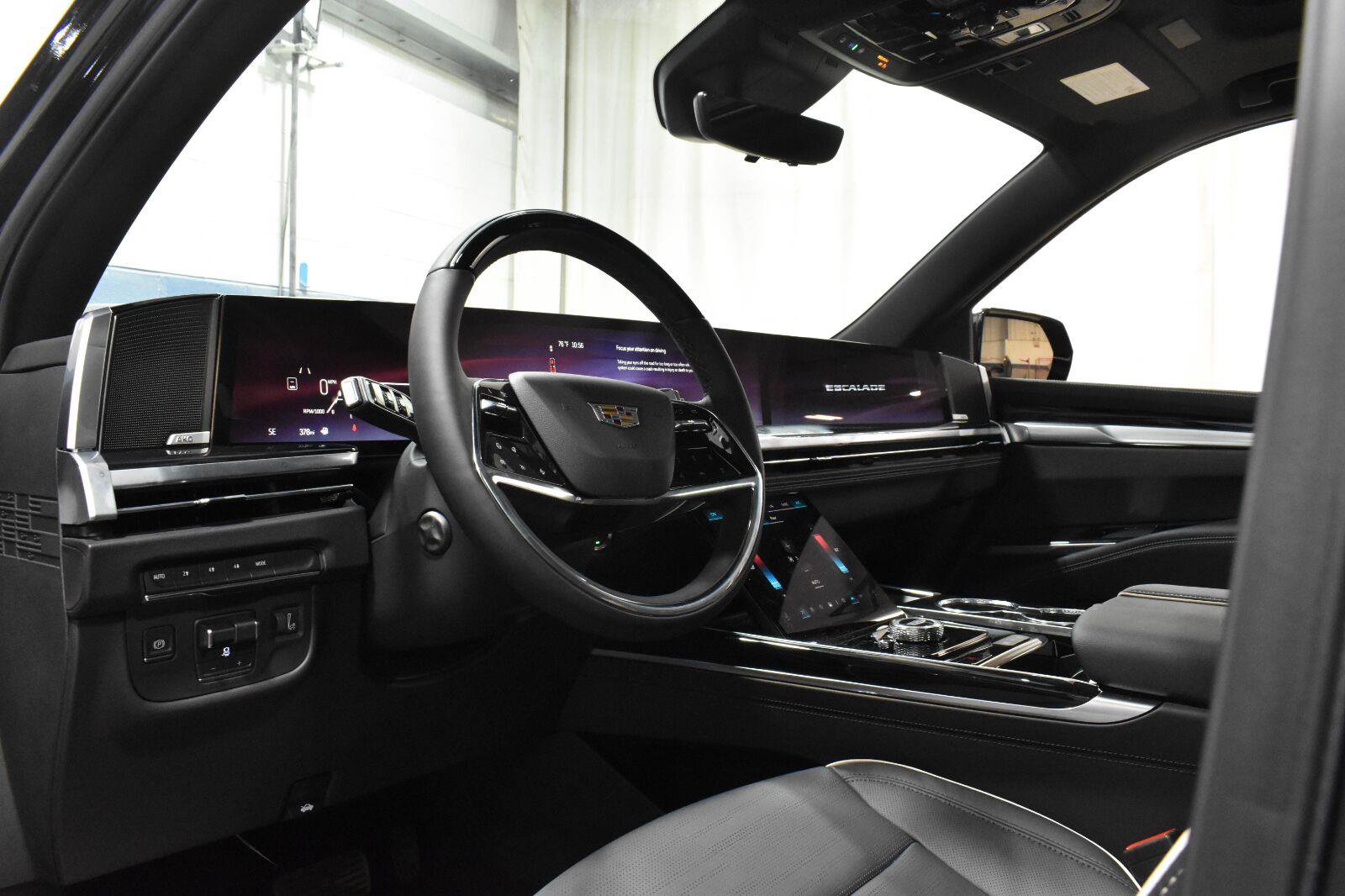 New 2026 Cadillac Escalade Sport AWD/4WD image 6