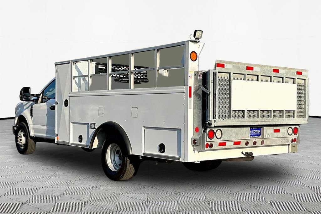 Used 2022 Ford F350 XL w/ Power Equipment Group image 4